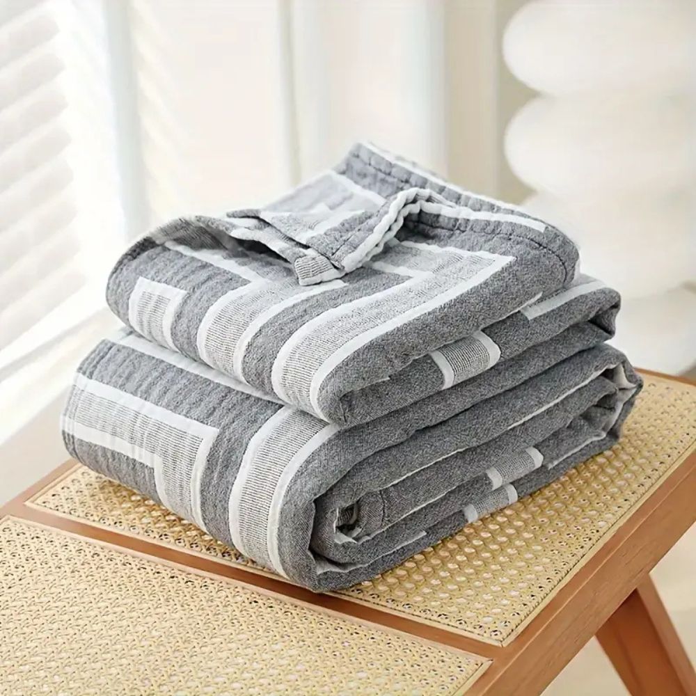 Geo Maze Cotton Blanket