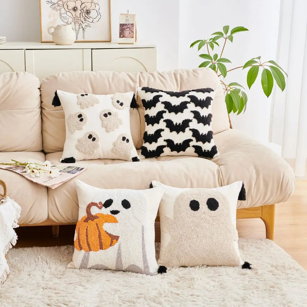 Cushion cover – Polyester – Embroidered ghost and pumpkin – Halloween decor for sofa – 17.7 x 17.7 in