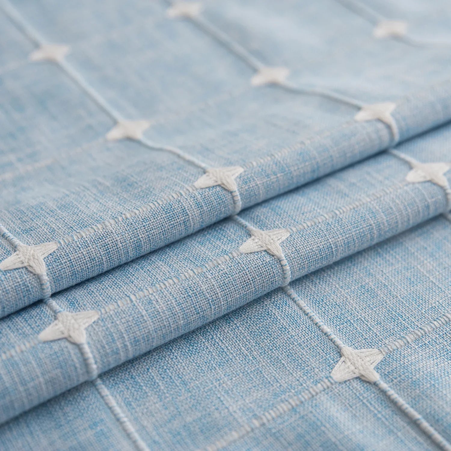 Custom Linen Tablecloth with Blue Stripes - Elegant Christmas Table Cover, Multiple Sizes for Banquet Dining