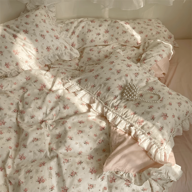 Duvet cover set – Embroidered pink floral design – Queen or King size options