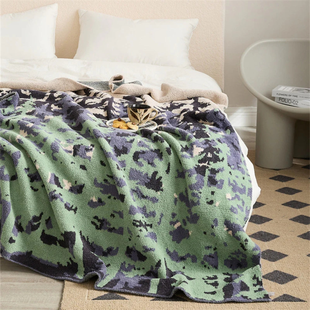 Emeraude Forest Soft Knitted Throw Blanket