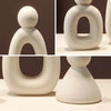 Family statue – Modern resin sculpture – White and grey finish – Nordic home decor for living room or bedroom