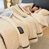 Fleece blanket – Soft and fluffy – Warm breathable throw – Cozy home accessory for living room