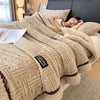 Fleece blanket – Soft and fluffy – Warm breathable throw – Cozy home accessory for living room