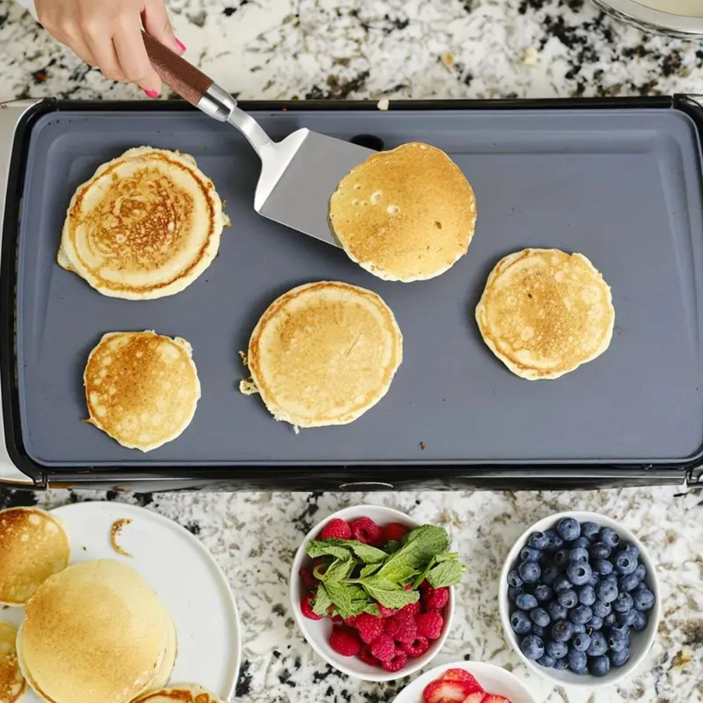 Stainless Steel Kitchen Spatula with Wooden Handle