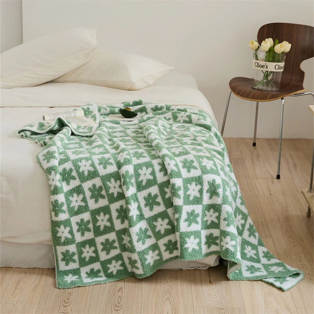 Floriva Checkerboard Daisy Throw Blanket