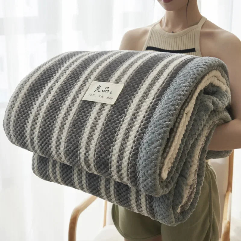 Knit blanket throw – Soft chenille – Machine washable – Cozy home accessory for couch or bed