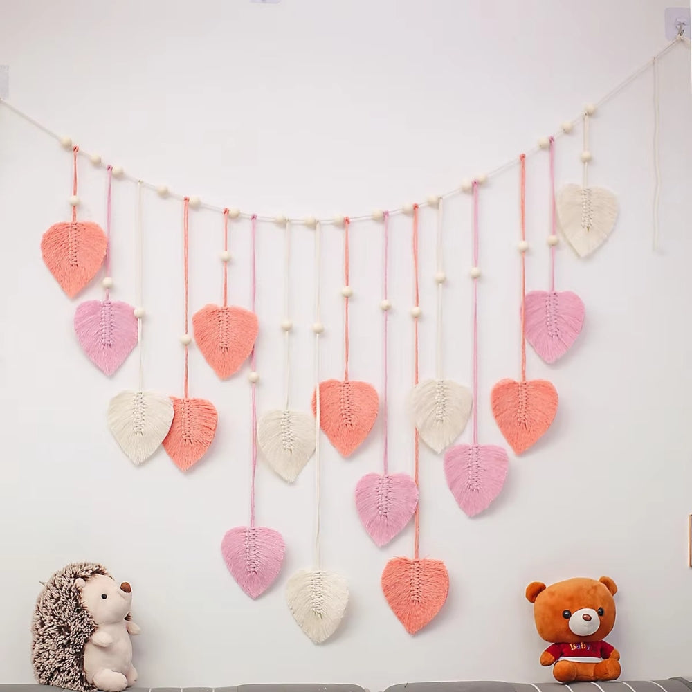 Leaf-Themed Macrame Wall Decor