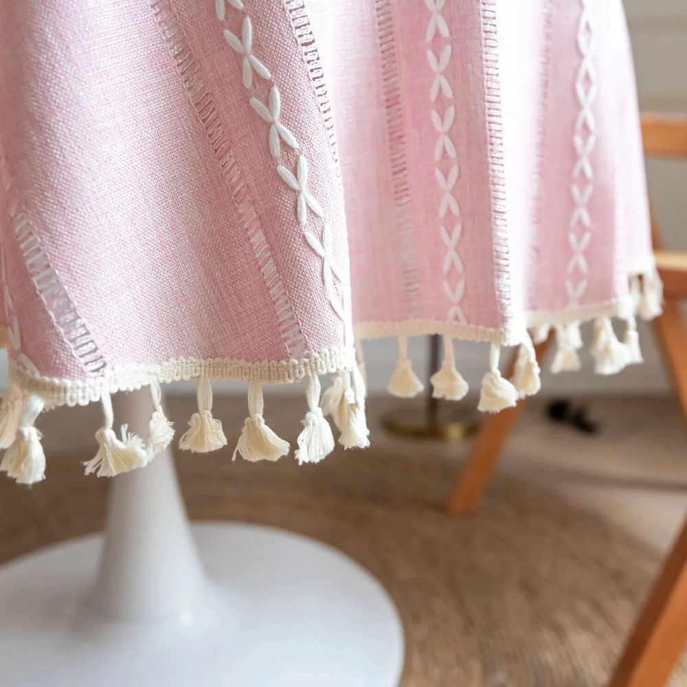 Leafline Embroidered Round Tablecloth