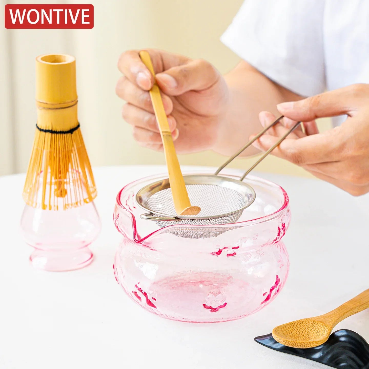 Matcha glass bowl – Pink, blue and black design – Ideal for tea ceremonies