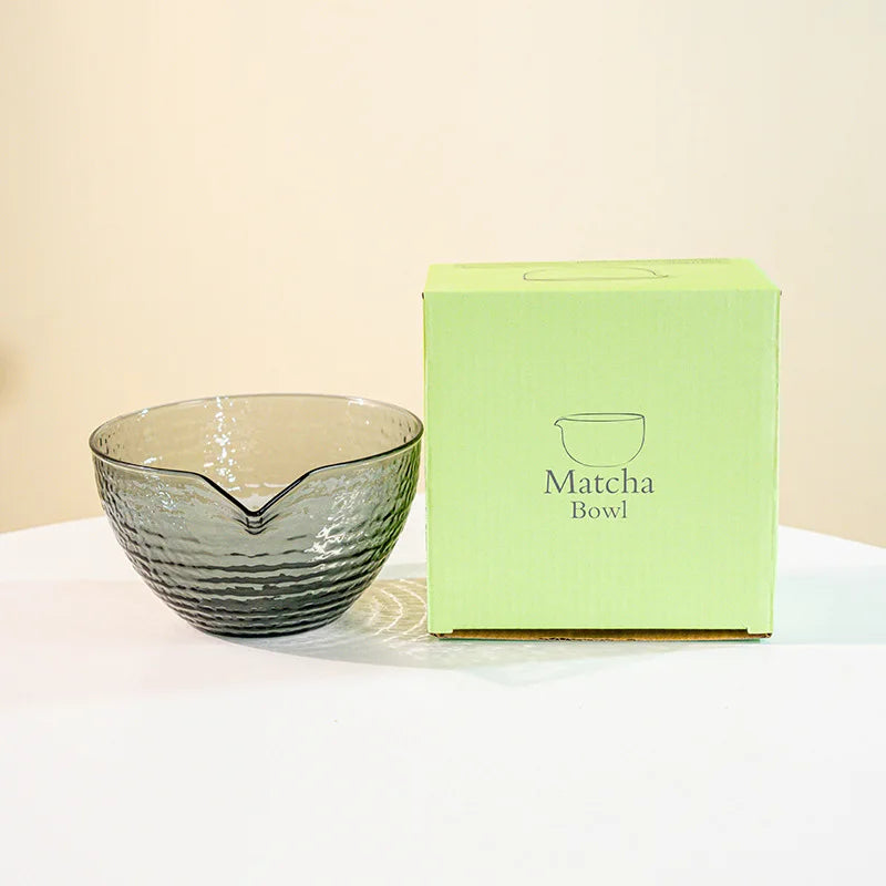 Matcha glass bowl – Pink, blue and black design – Ideal for tea ceremonies