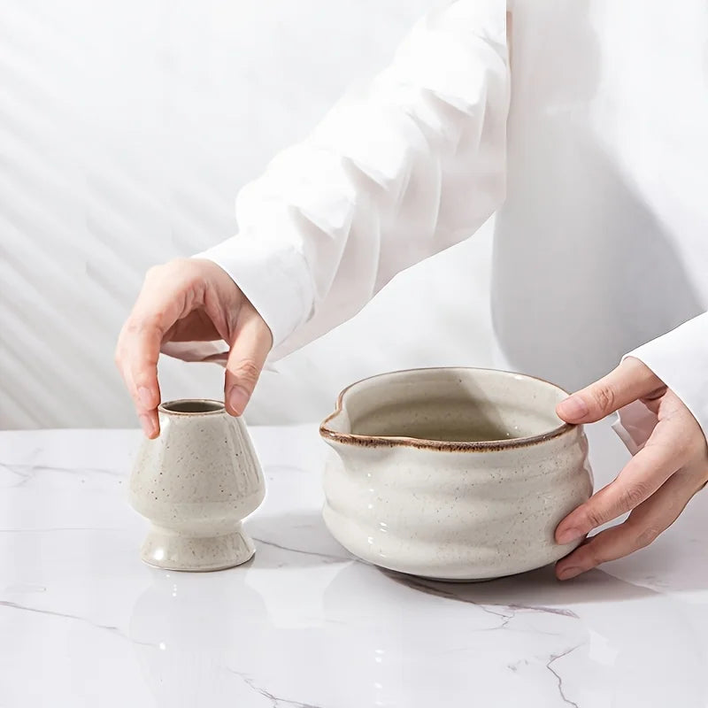 Matcha set – Kiln-transformed grey ceramic – Includes bowl with spout and blender stand – Perfect gift for tea lovers