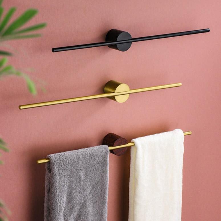 Metal towel holder – Modern design – Stylish bathroom accessory – Rust-resistant