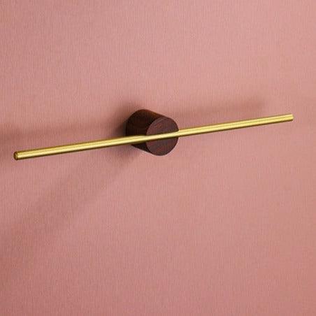 Metal towel holder – Modern design – Stylish bathroom accessory – Rust-resistant