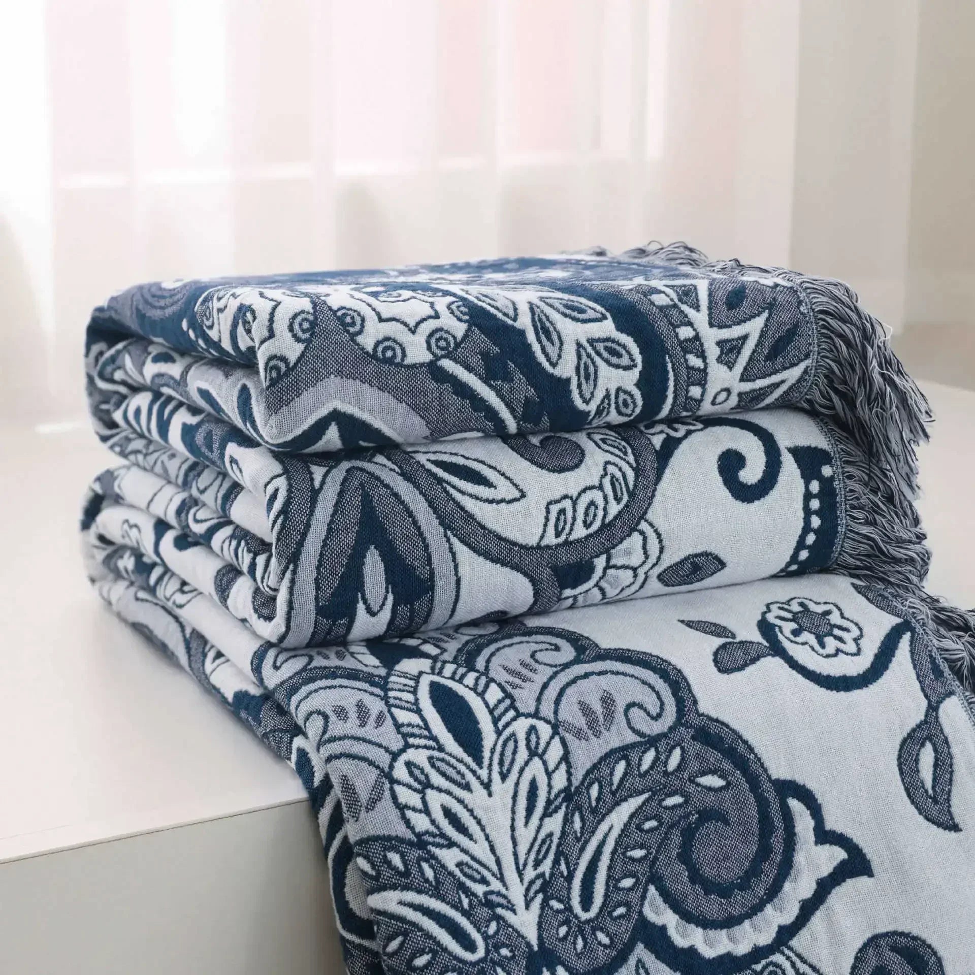 Multilayer Gauze Cotton Cooling Blanket with Tassels, Lightweight Summer Throw for Sofa and Outdoor Use