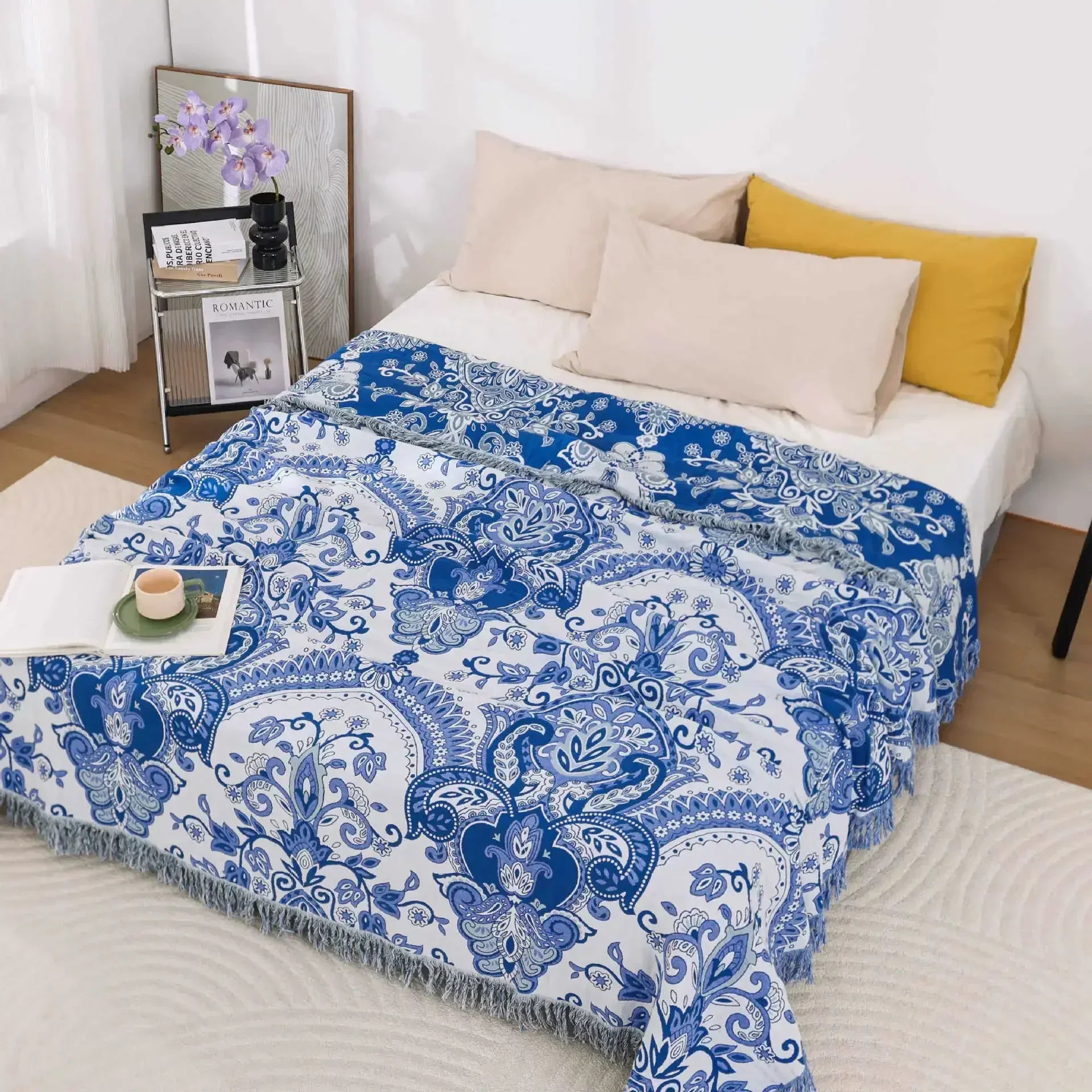 Multilayer Gauze Cotton Cooling Blanket with Tassels, Lightweight Summer Throw for Sofa and Outdoor Use