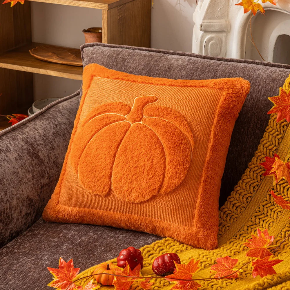 Plush pumpkin pillowcase  – Soft polyester – Halloween home decor