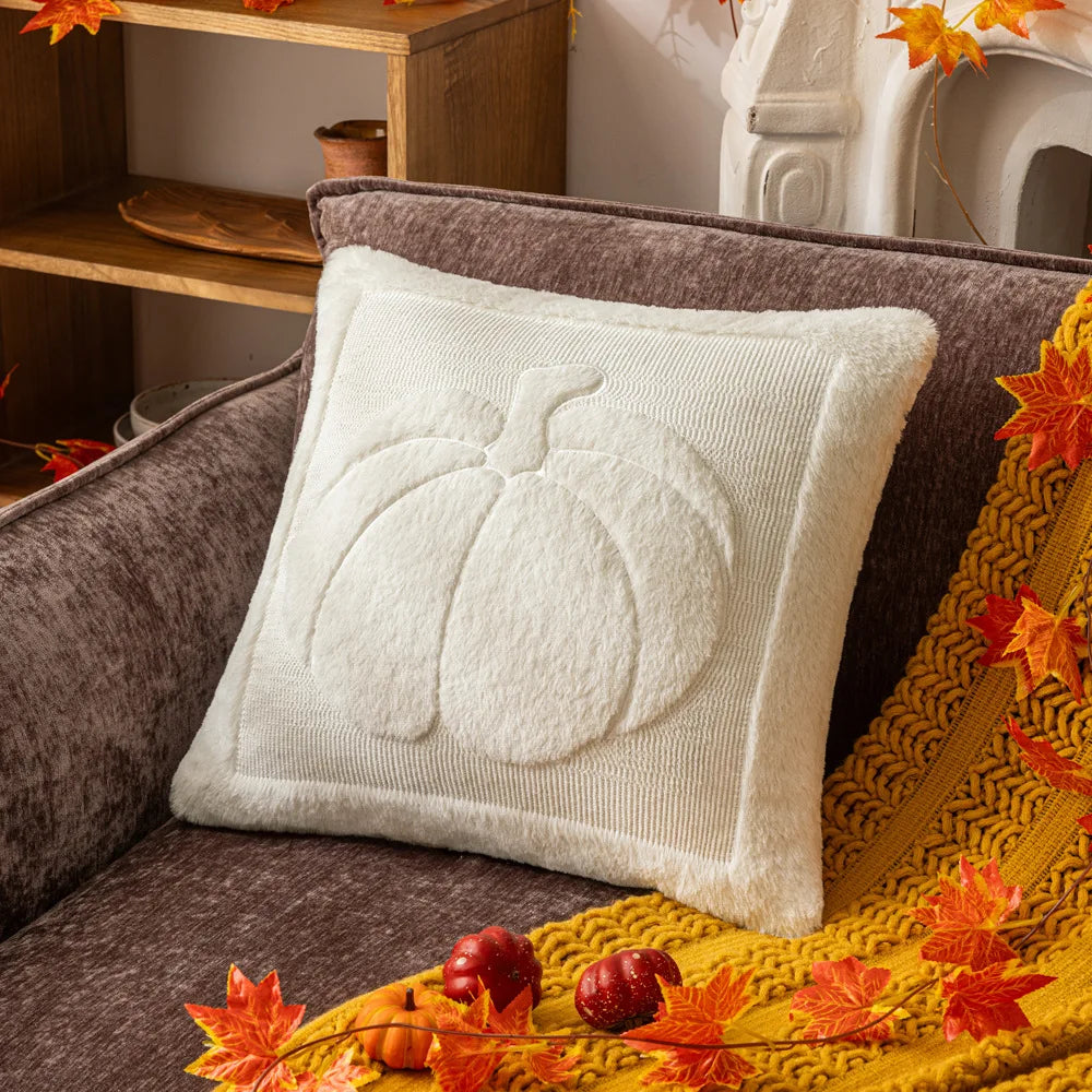Plush pumpkin pillowcase  – Soft polyester – Halloween home decor