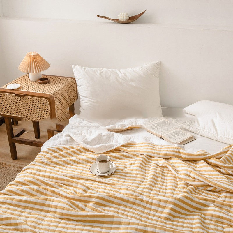 Quilt – Lightweight cotton – Striped Japanese design – Breathable summer bedding