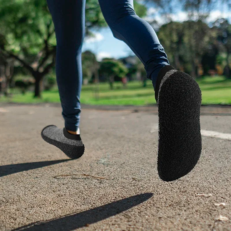 GripFlex™ | non-slip barefoot socks for comfort and stability