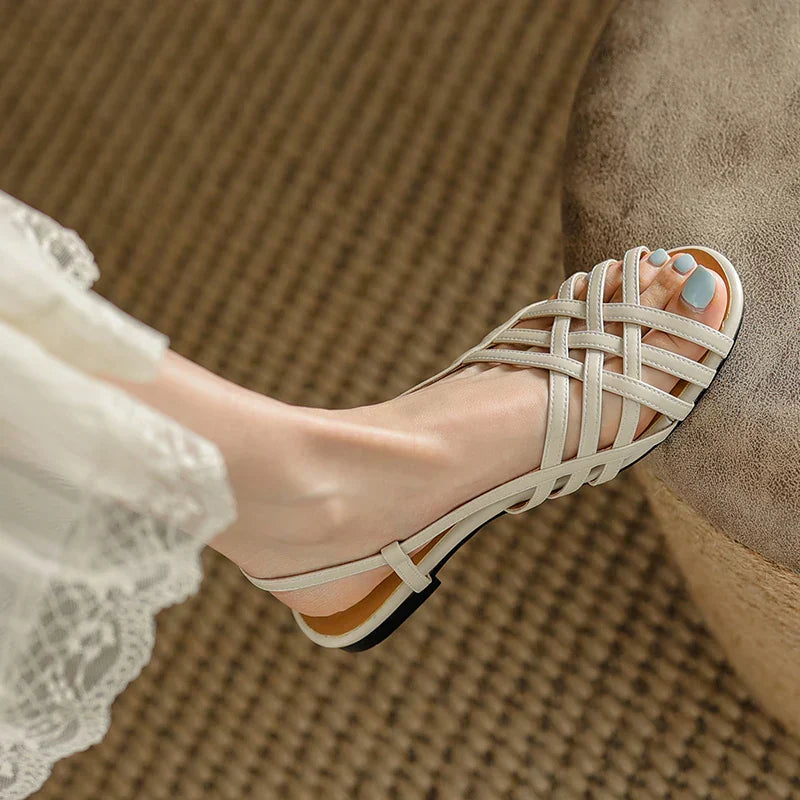 50% OFF | HANNELORE | LIGHT FLAT SANDALS