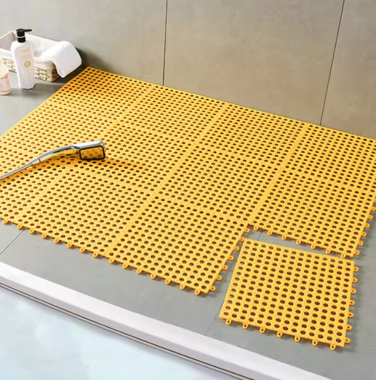 Shower tiles – Antibacterial plastic – Non-slip design – Easy assembly – 11.8 x 11.8 in