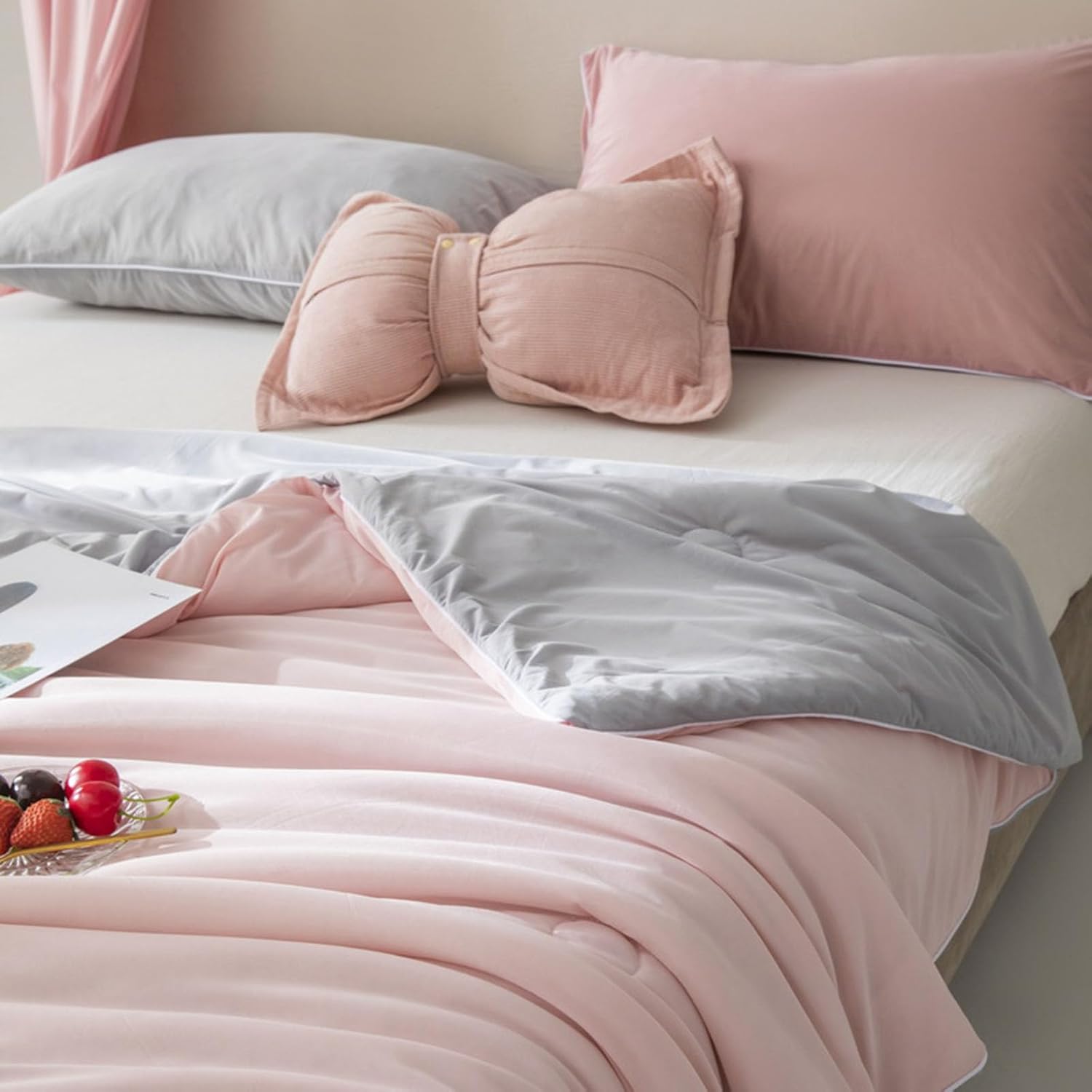 Silky summer quilt – Cooling blush fabric – Lightweight and breathable – Perfect for warm nights