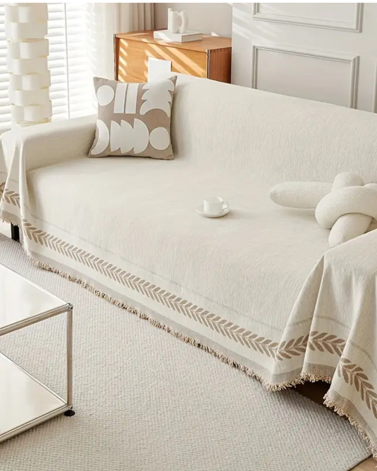Sofa cover – Durable fabric – Textured neutral design – Elegant couch protection for living room