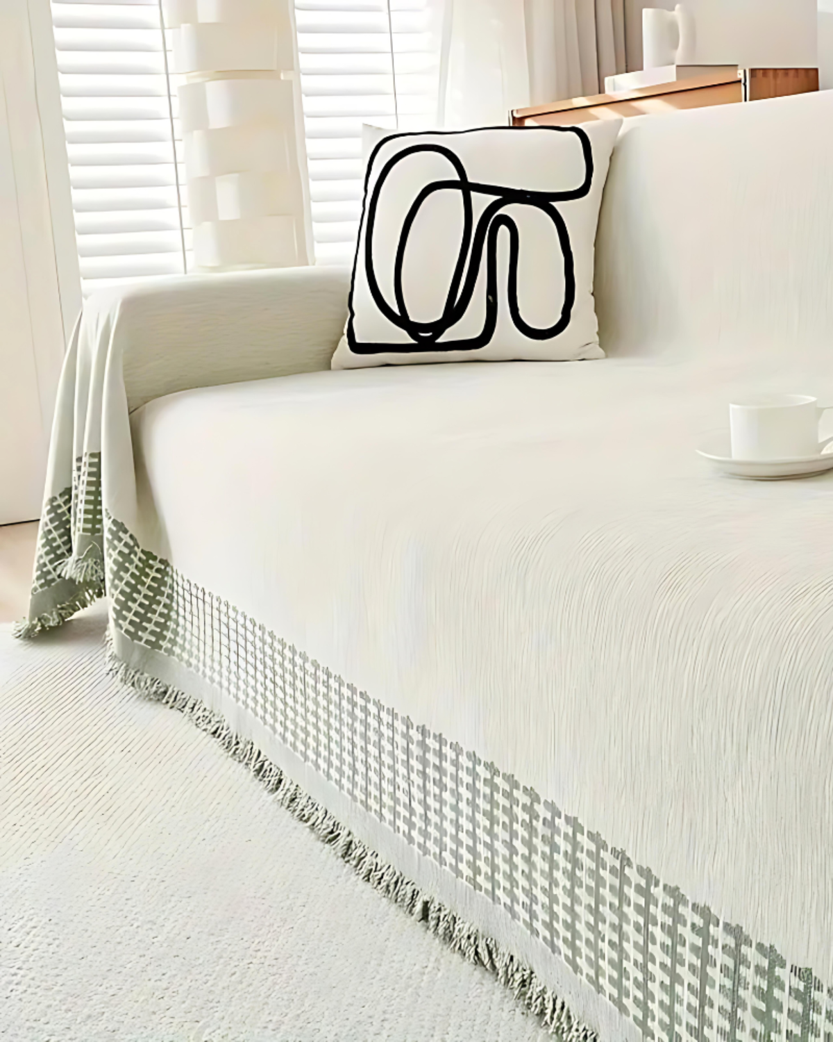 Sofa cover – Durable fabric – Textured neutral design – Elegant couch protection for living room