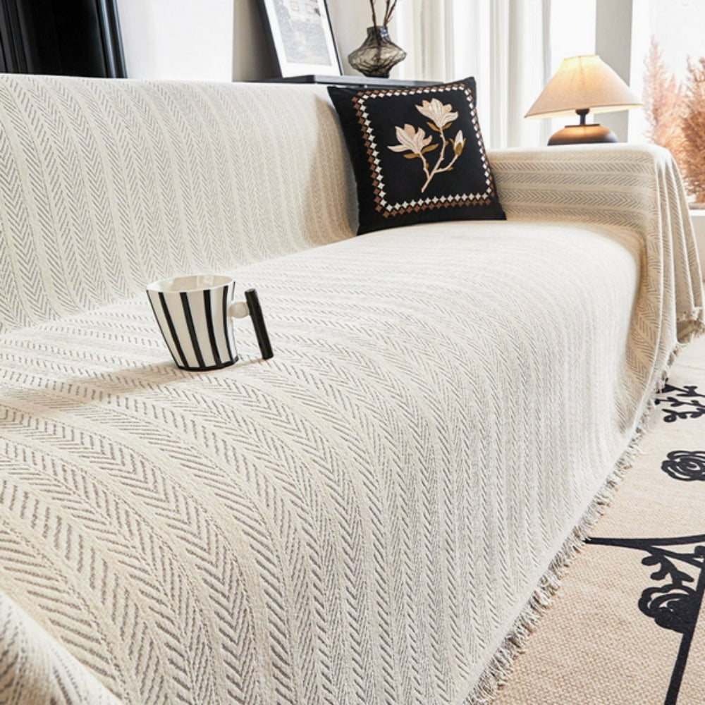 Sofa cover – Herringbone chenille – Pet-friendly design – Machine washable slipcover