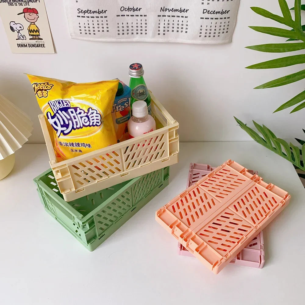 Storage box – Durable plastic – Collapsible design – Ideal for toys and cosmetics – Versatile home organizer