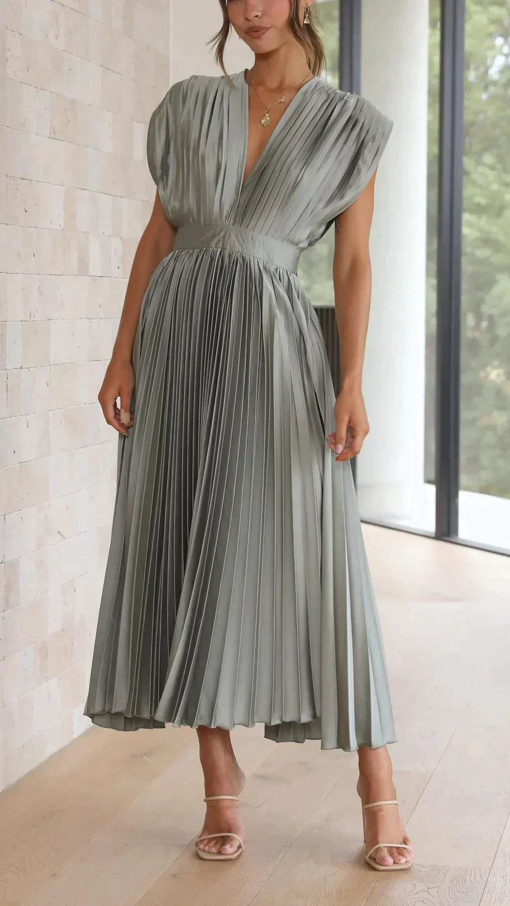 Alexandra |  Elegant sexy pleated dress