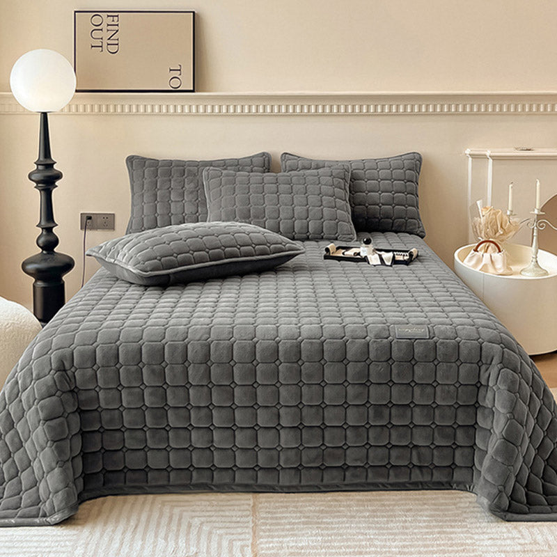 Throw blanket – Soft fabric – Modern square texture – Cozy home accessory