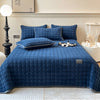 Throw blanket – Soft fabric – Modern square texture – Cozy home accessory