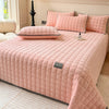 Throw blanket – Soft fabric – Modern square texture – Cozy home accessory