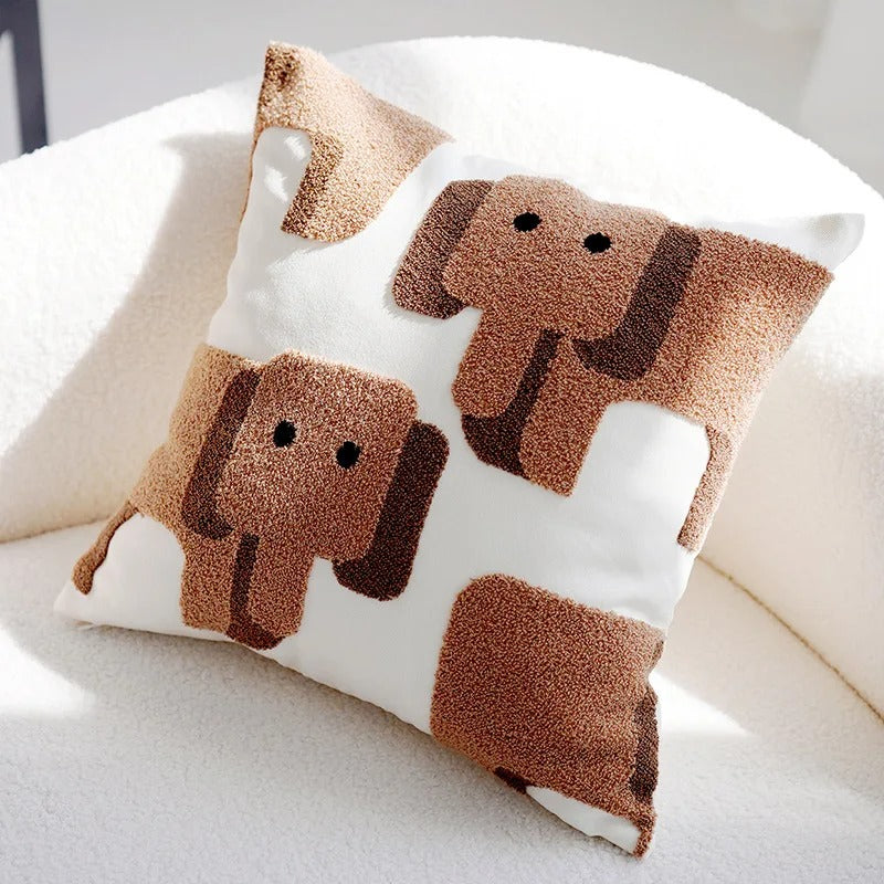 Throw pillow cover – 100% polyester – Cute embroidered animal design – Cozy home accessory – 17.7 x 17.7 in