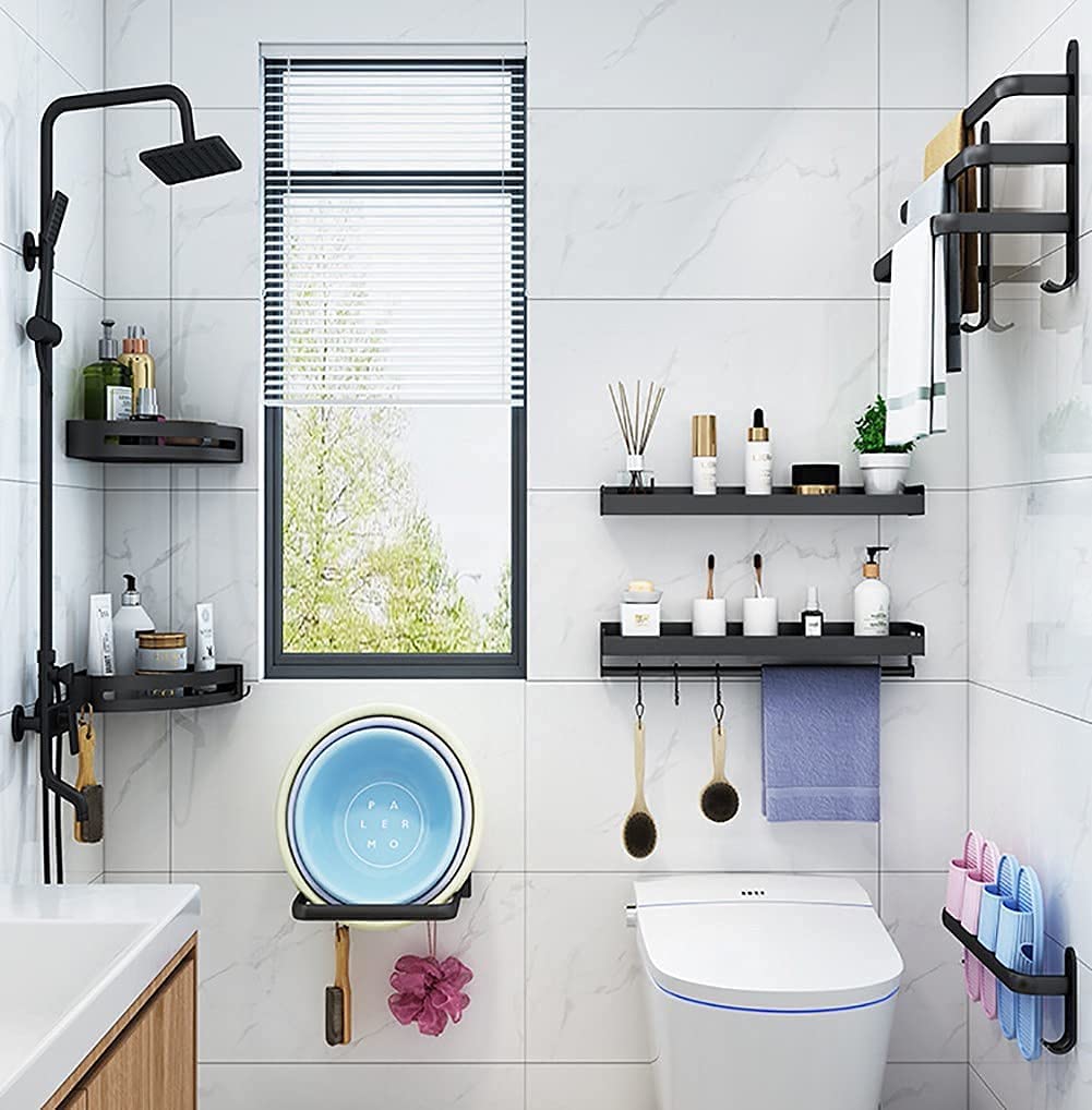 Towel rack – Aluminum – Black finish – Easy installation – Space-saving solution