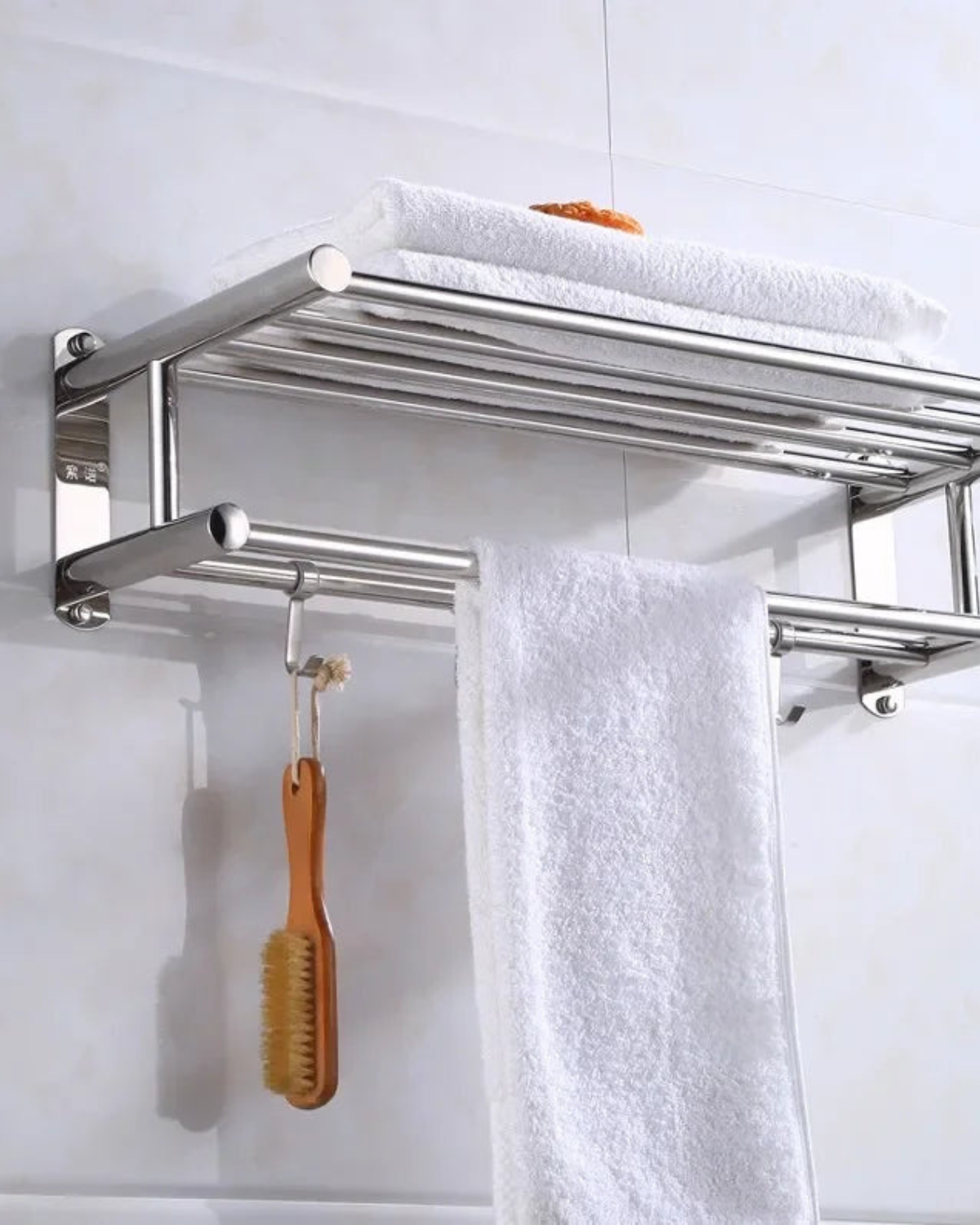 Towel rack – Polished chrome – Durable stainless steel – Modern bathroom organizer with hooks