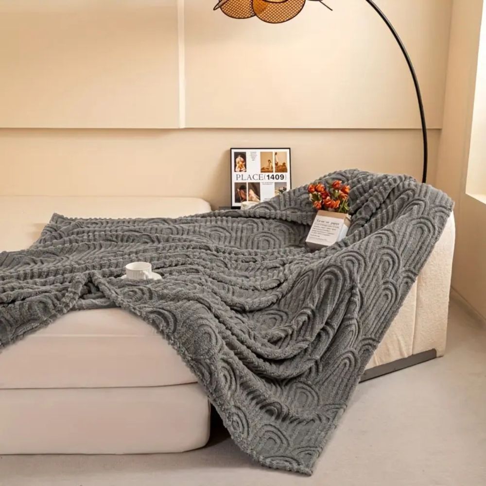 Velura Arch Plush Blanket