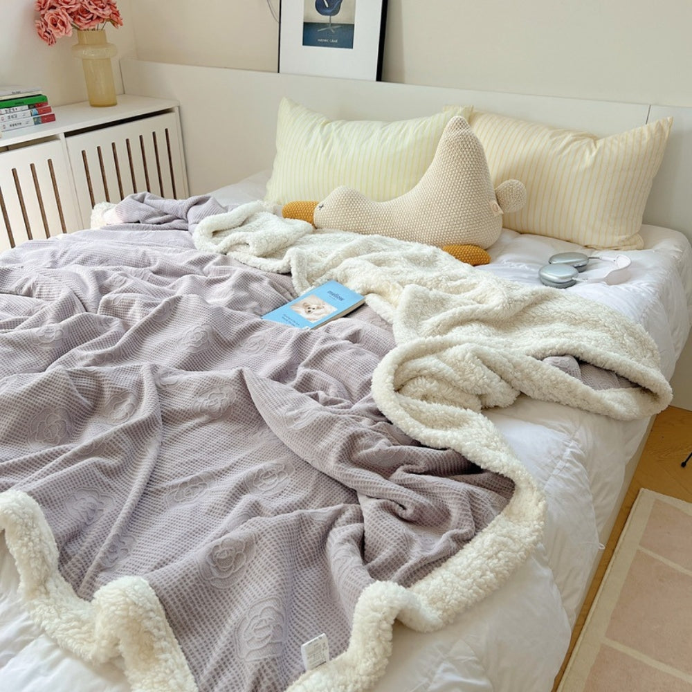 Solène Floral Embossed Sherpa Blanket