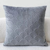 Velvet-look cushion covers – Soft fabric – Distinctive shell design – Cozy home accents – 17.7 x 17.7 in