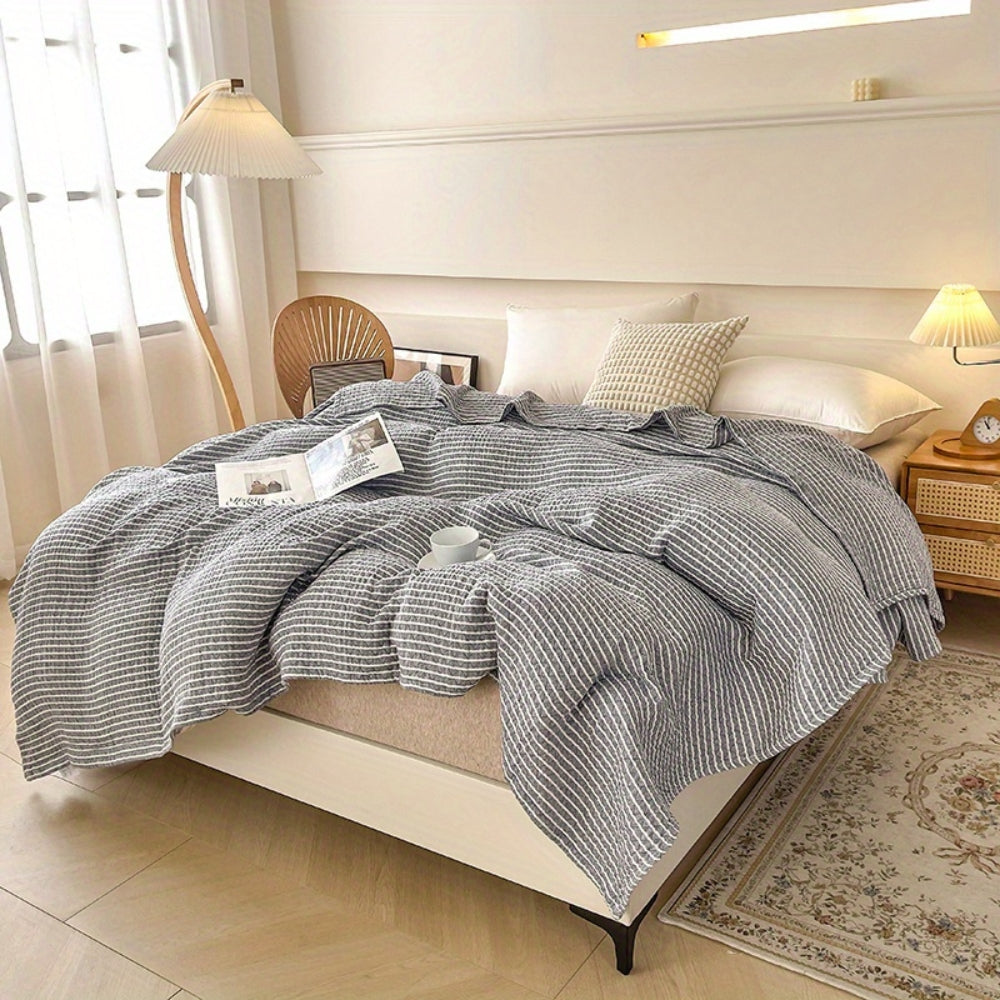 Vinci Contemporary Striped Bed Blanket