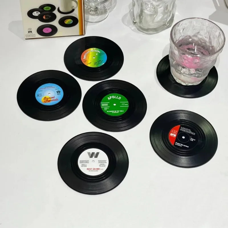 Vinyl record coasters – Retro design – Set of 6 – Durable and anti-slip drink mats