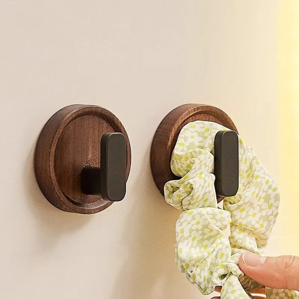 Wall hook – Solid walnut wood – Minimalist Nordic design – Perfect key holder for wall or coat hooks