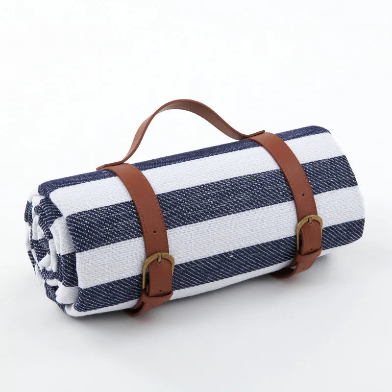 Waterproof picnic blanket – Foldable outdoor mat – 59 x 79 in – Ideal for beach, park, and camping