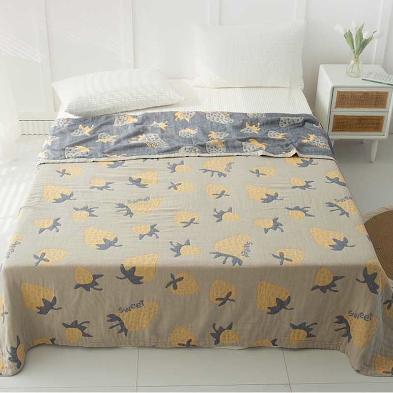 Five-layer quilted blanket