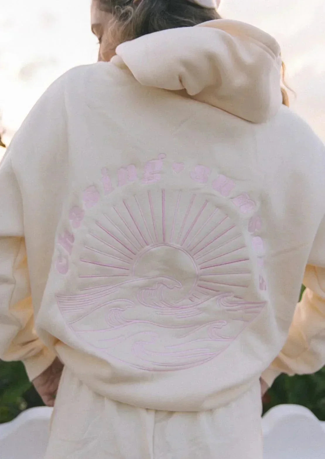 50% OFF |  Sun Waves Hoodie™ | Vibrant sunset design for cozy days