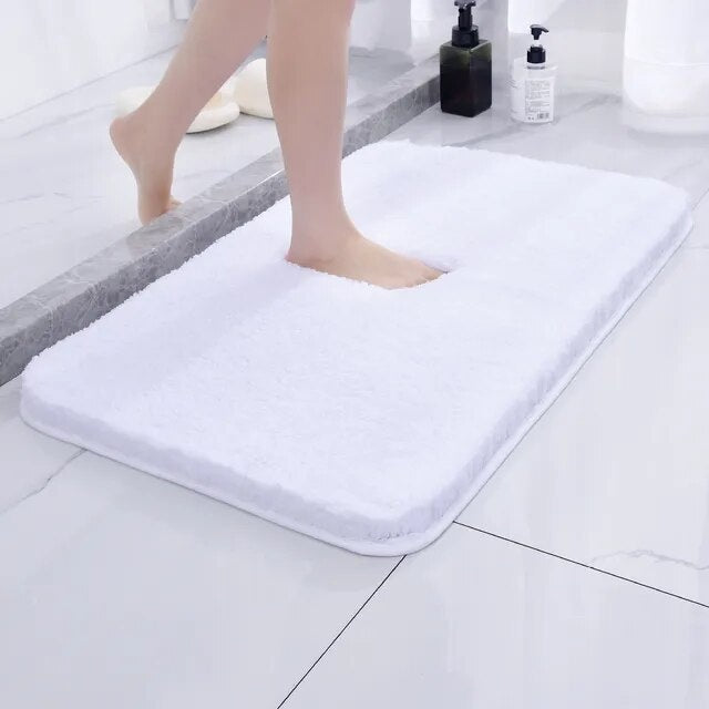 Soft grey shaggy bath mat – absorbent non-slip bathroom rug with plush microfiber for quick drying