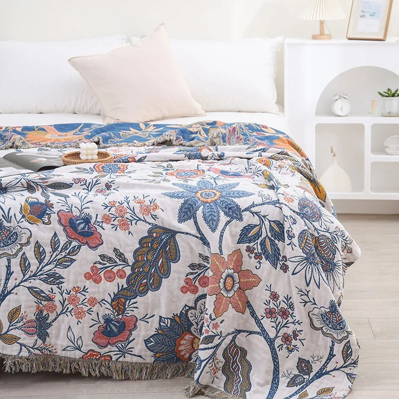 Colorful floral throw blanket with bohemian design – soft woven bedspread for couch or bedroom decor