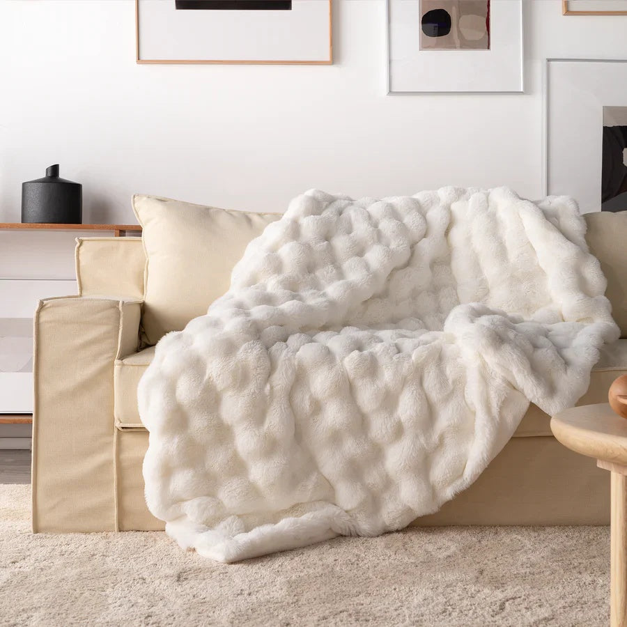 BunnyCloud® | Plush Rabbit Fur Blanket